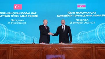 رئيس الوزراء التركي، أذربيجان، النازحين، قره باغ
