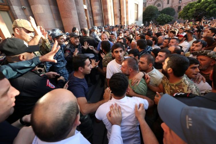 مظاهرات غاضبة في أرمينيا