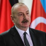 قرار أذربيجان غرناطة المشاركة.