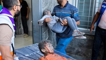 المجازفة في طفولة غزة