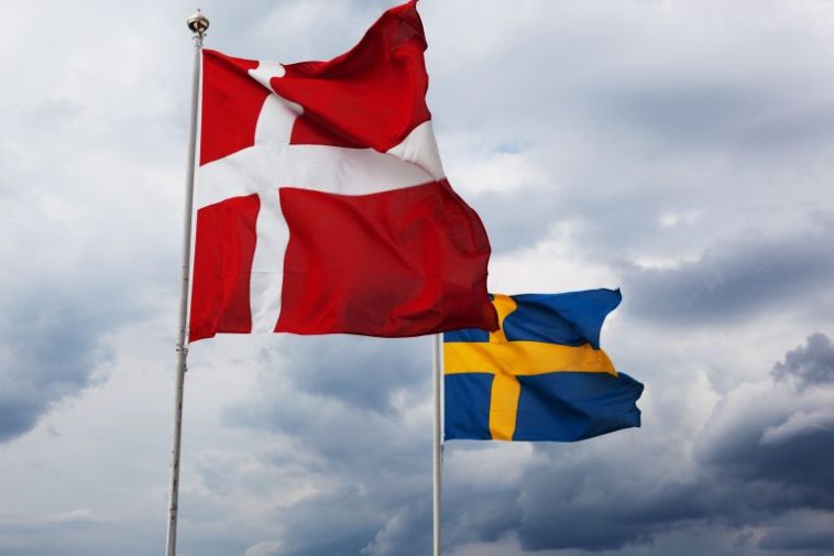 تعلق الدانمارك والسويد