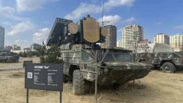 تنقل أذربيجان حديقة الحرب