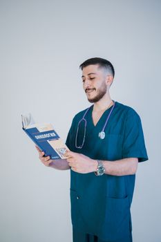 قاموس طبي متكامل للصيادلة course preview