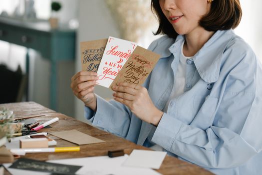 Crafting Unique Paper Greeting Cards course preview