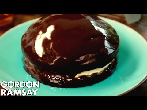 Gordon Ramsay's Most Beloved Desserts course preview